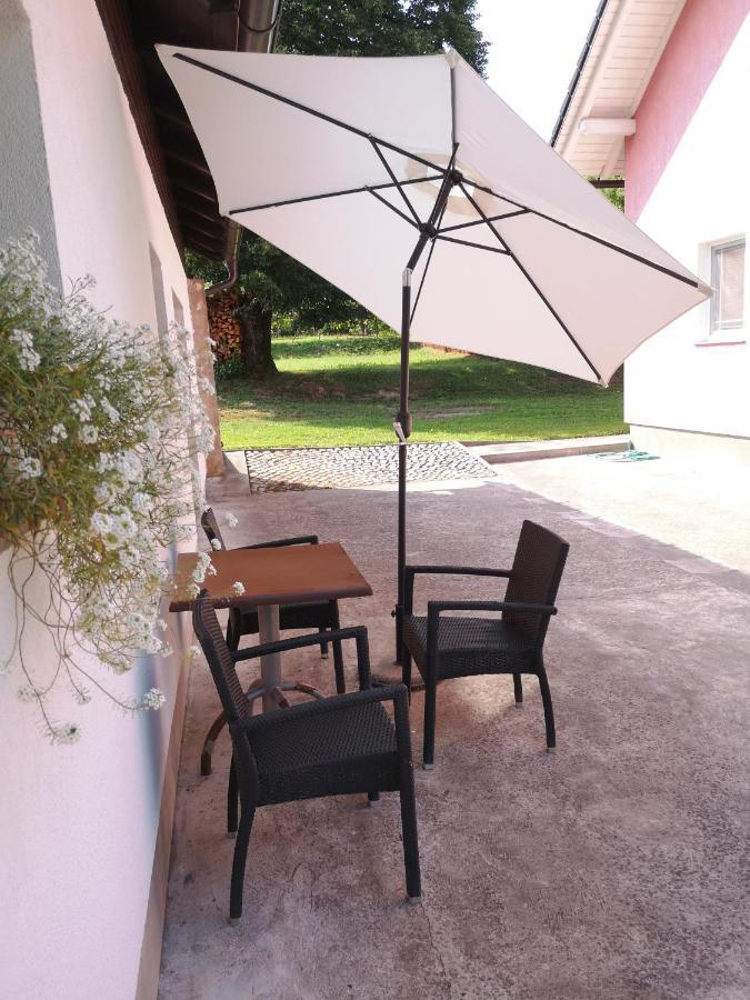 Apartment Igor - Holiday Home Ostarije Eksteriør billede